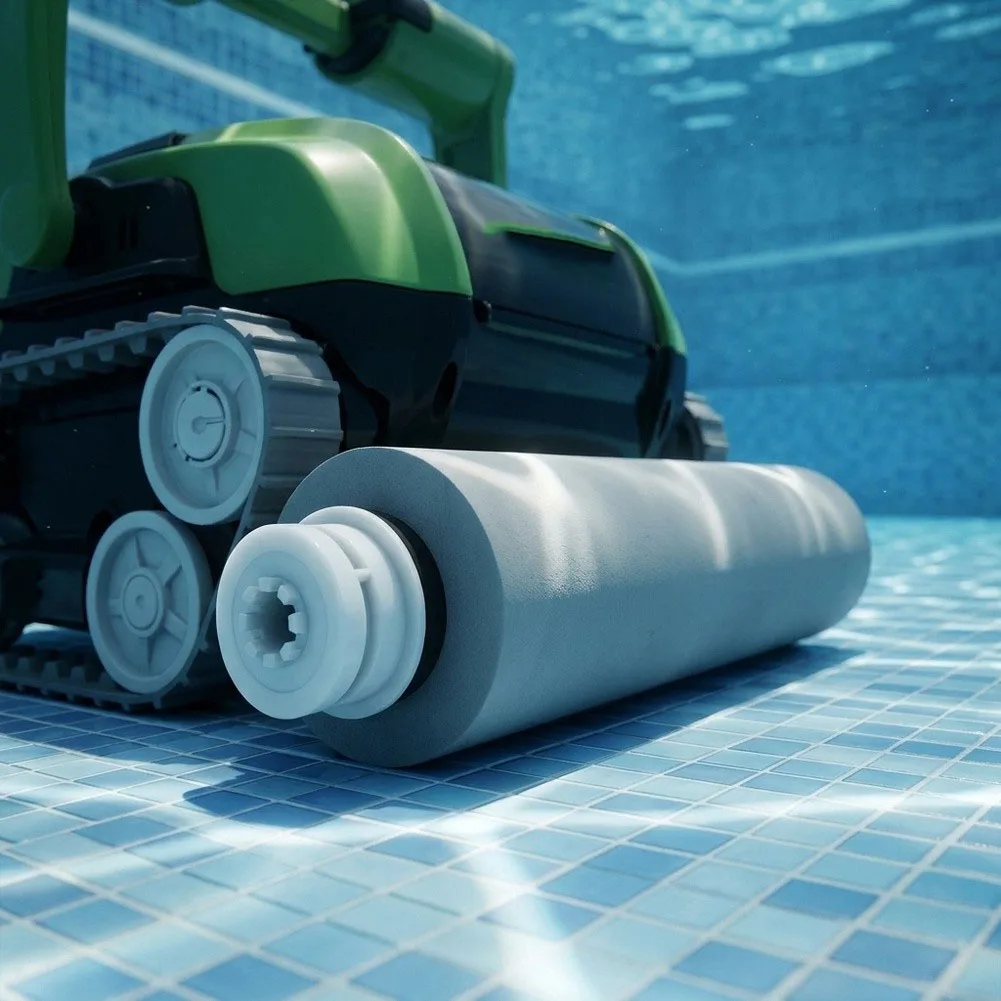 Фото Комплект для чистки бассейнов Hayward Foam Roller: удобство, улучшенная эффективность очистки, эффективное улавливание мусора №2
