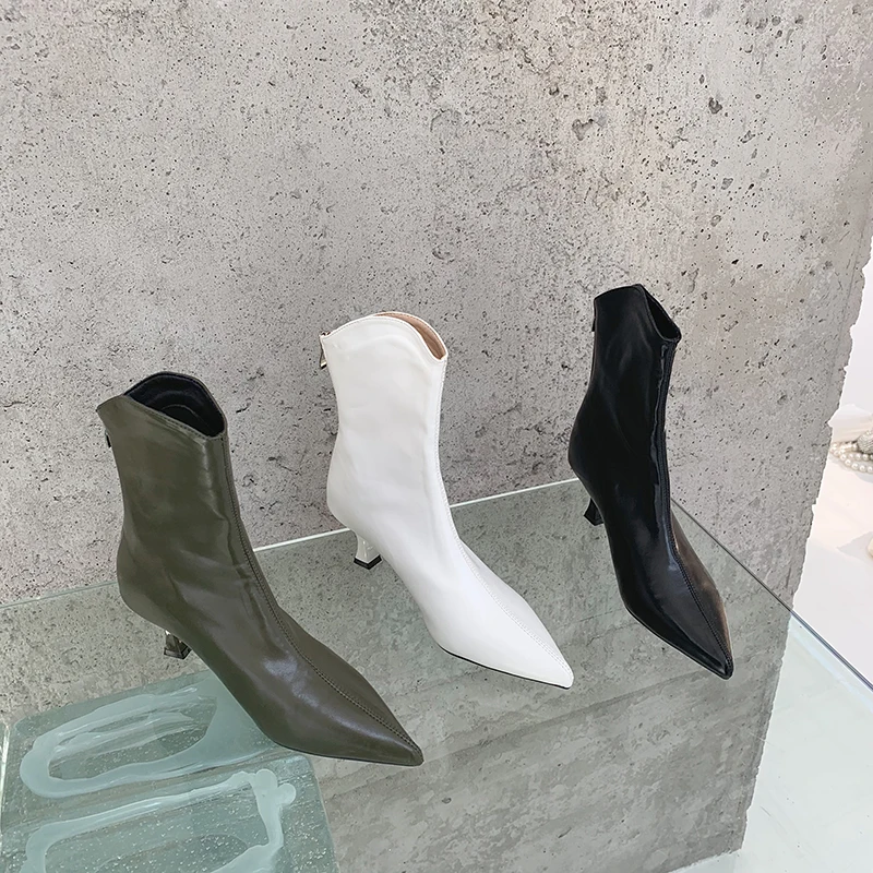 

Pointed Toe Women Chlesea Boots Thin Low Heels Black Green White Back Zipper Sock Boots Solid Color Autumn Winter Booties 35-39