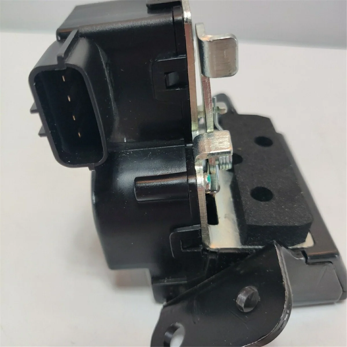 81230-2S000 812302 S000 для Hyundai Ix35 Tucson привод защелки люка багажника