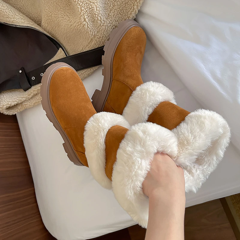 

Женские теплые ботинки на нескользящей толстой подошве, до середины икры