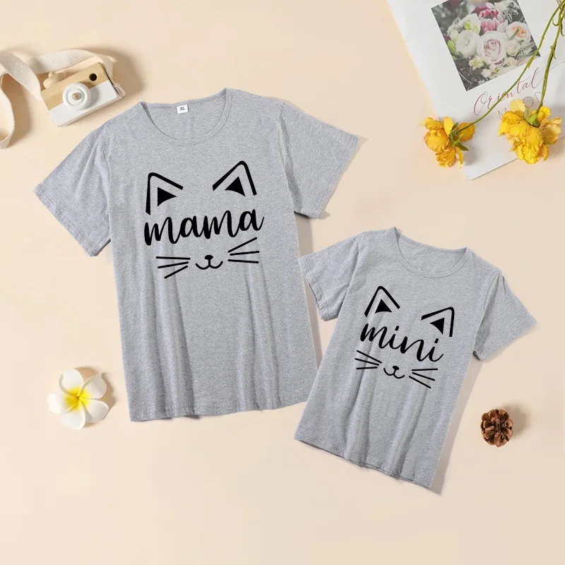 

Семейные одинаковые футболки для матери и дочери, семейный образ, наряды, одежда с принтом для мамы и дочки