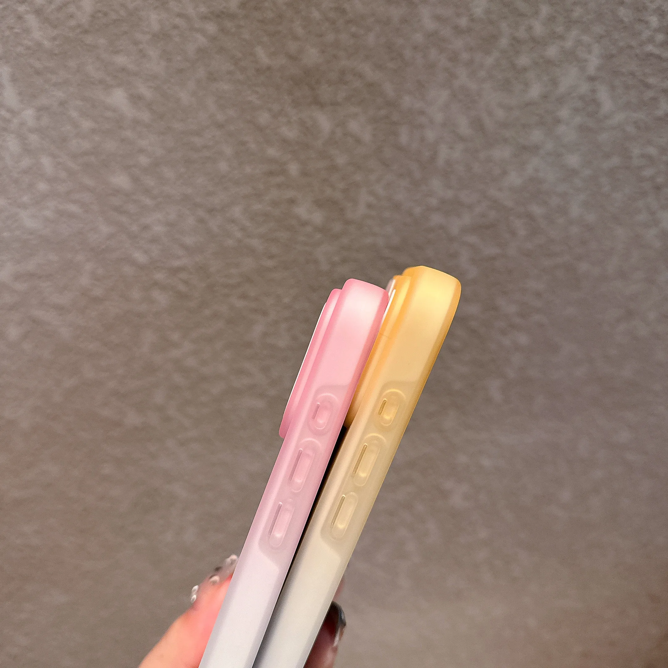 Фото Магнитный градиентный чехол Jelly Candy Color для iPhone 17 Pro Max 16 15 14 13 12 11 с точными вырезами, совместимый с MagSafe, противоударный №4