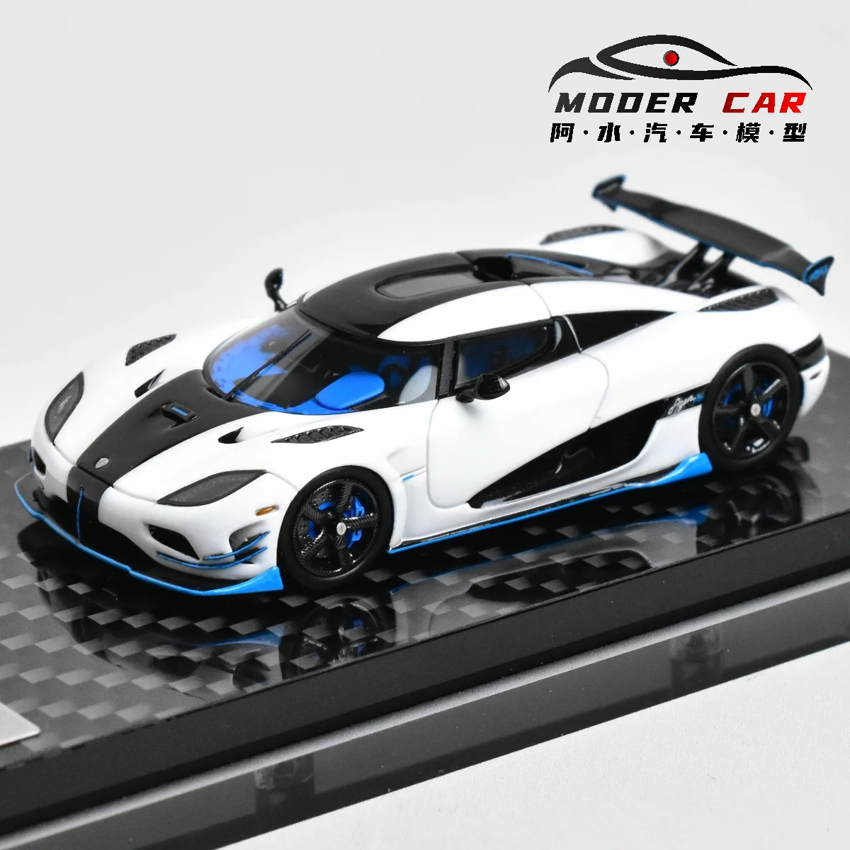 Литая под давлением модель автомобиля из смолы GRYNING 1:64 Agera RS1 ML