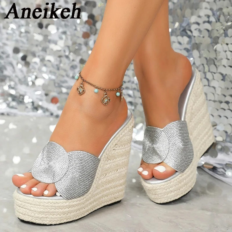 Шлепанцы Aneikeh2024 женские на платформе модные сандалии танкетке с открытым носком