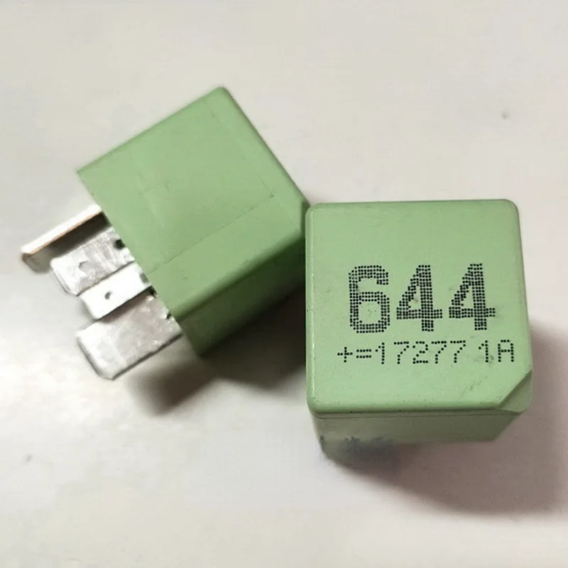 

Реле 4H0951253 для VW Audi C6 A6 C7 A4 Q5, 2 шт.