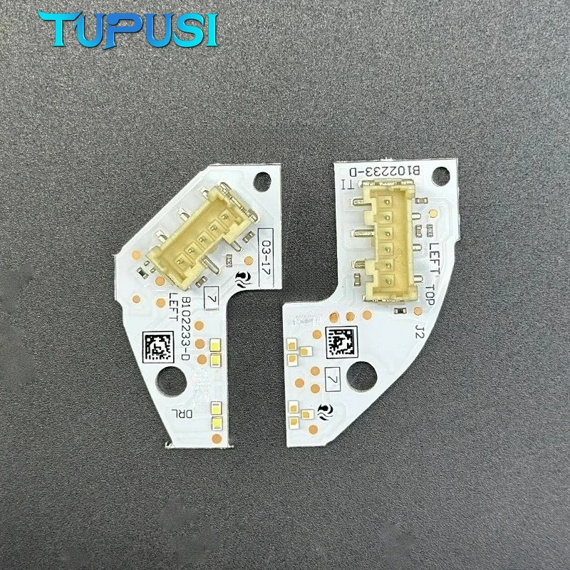 Фото Белые платы DRL 5F0941475A 5F0941476A для Seat Leon 2017-2020 Cupra, светодиодные фары дневного света, оригинальные (OE) # №2