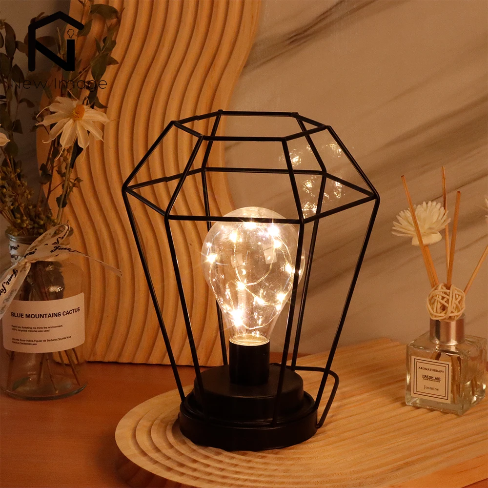 

Diamond Shaped Table Lamp Modern Iron Cage Bedside Lamp Decorative Light Nightstand Cafe Bedroom Home Decoration