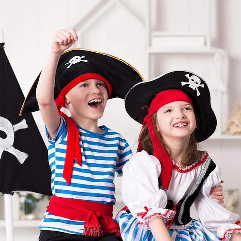 Несложный костюм пирата для мальчиков и девочек. Инструкция по изготовлению
