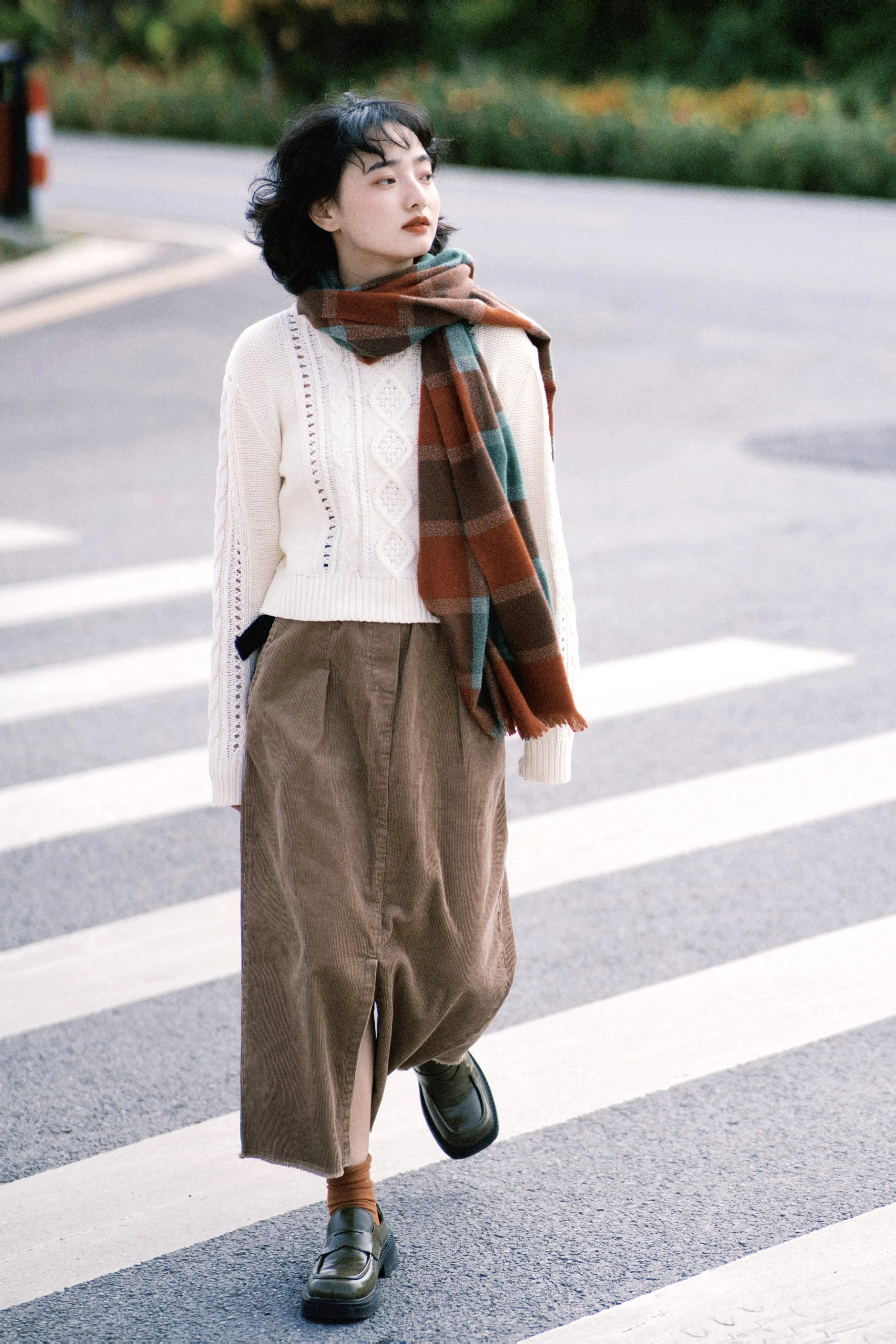 

Maden Women's Vintage Corduroy Skirts Autumn And Winter New Cotton Wash Pencil Long Skirt A-line Hight Waist Sashes Bottoms