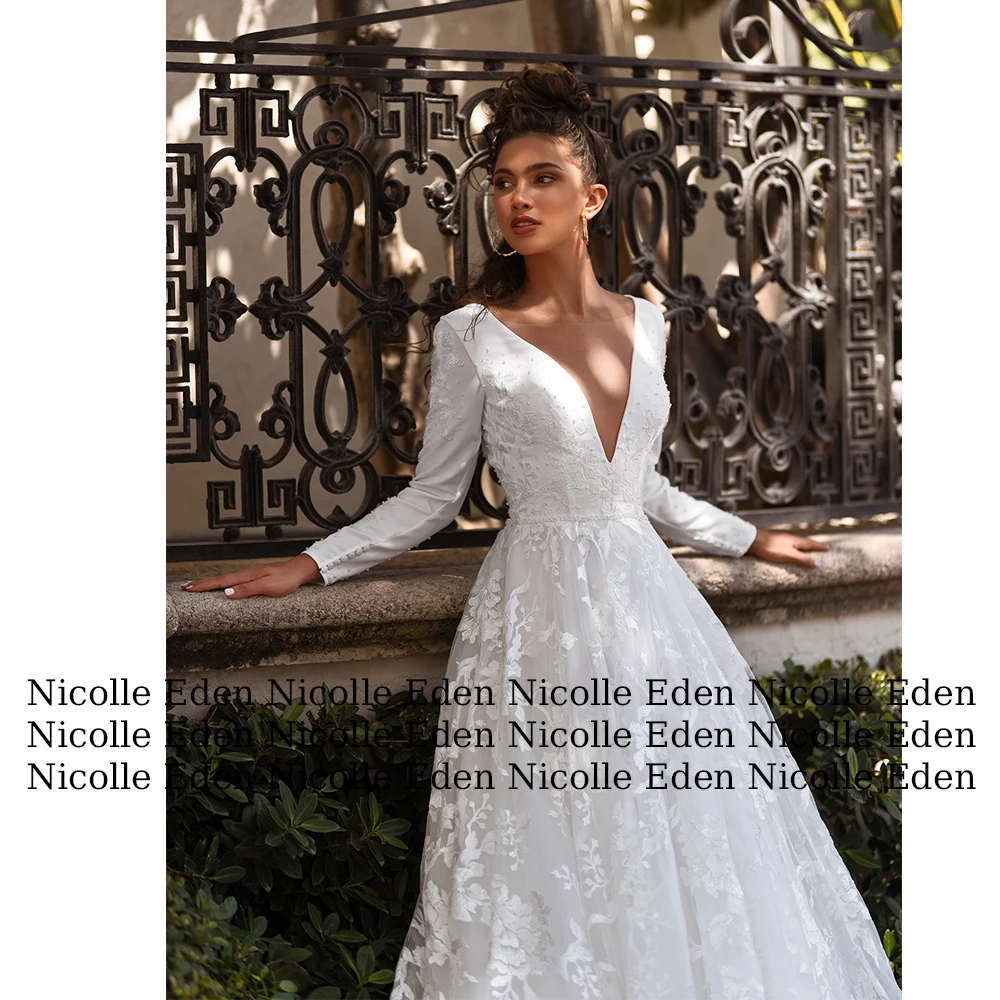 

Nicolle Vintage Appliques Wedding Dresses For Women Long Sleeves Deep V-Neck Backless Court Train A-LINE Tulle Robe De Mariée