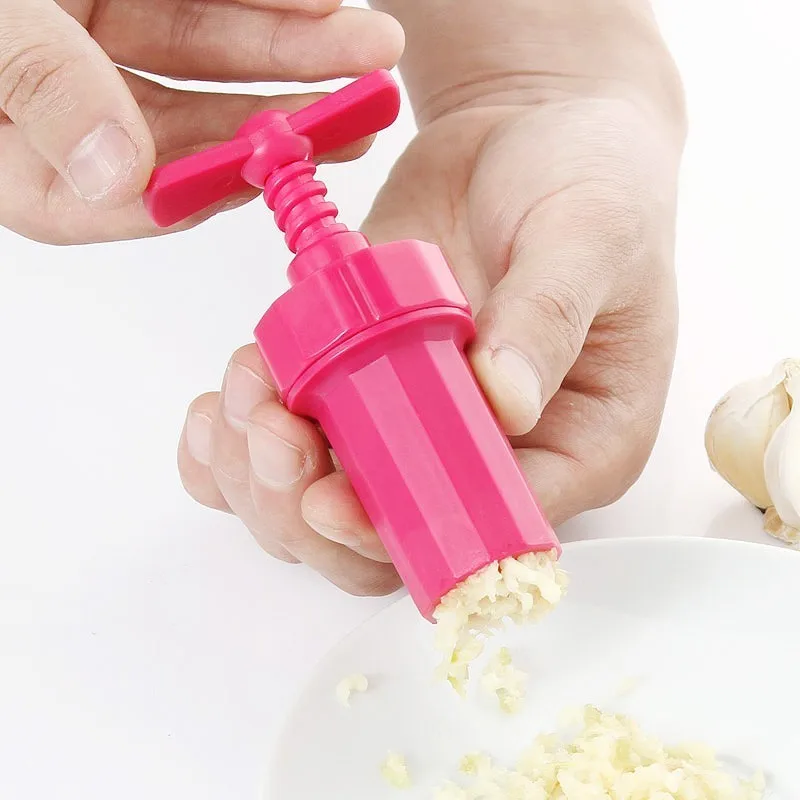 

1pc Plastic Kitchen Ginger Garlic Mesher Random Color Manual Press Twist Cutter Garlic Crusher Cooking Tools