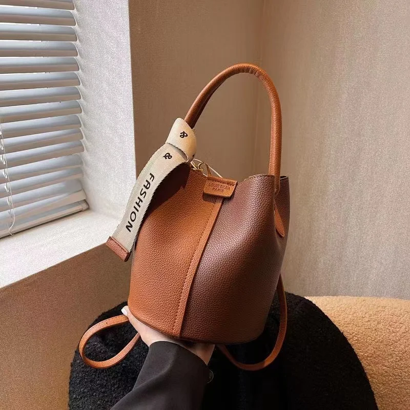 

Fashion Color Strap Bucket Bag for Women PU Leather Shoulder Bag Desinger Ladies Crossbody Bags Bolsa Feminina Purse and Handbag