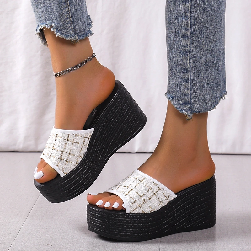 

Sandals Summer 2023 New Women Slippers Wedges Platform Beach Flip Flops Trend High Heels Ladies Shoes Pumps Thick Slides Mujer