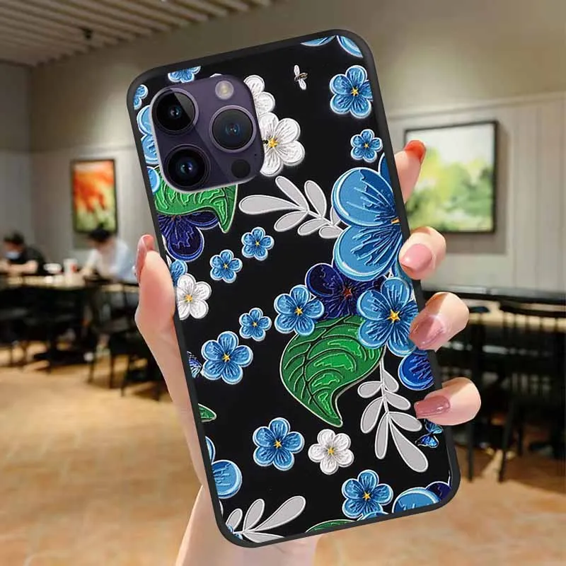 Чехол для iPhone 15 Pro Max мягкий силиконовый 3D чехол с рельефным цветком plus iPhone15
