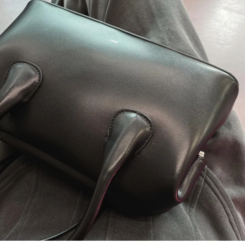 

Women's bag boat golf new Korean niche cowhide shoulder portable crossbody armpit clip bag