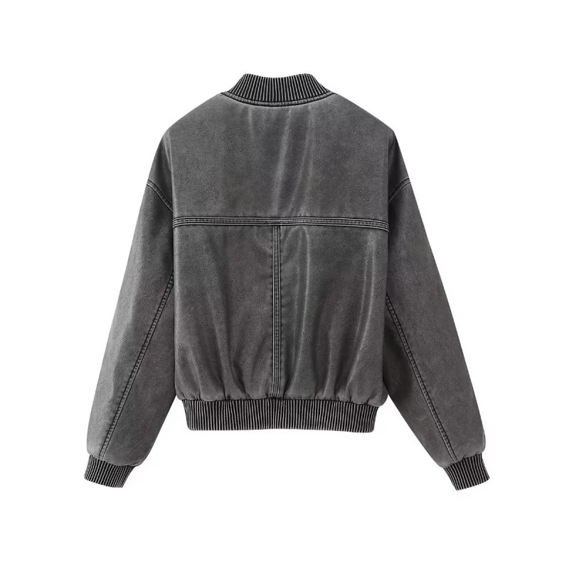 Рисунок 2 - Куртка-бомбер женская с карманами