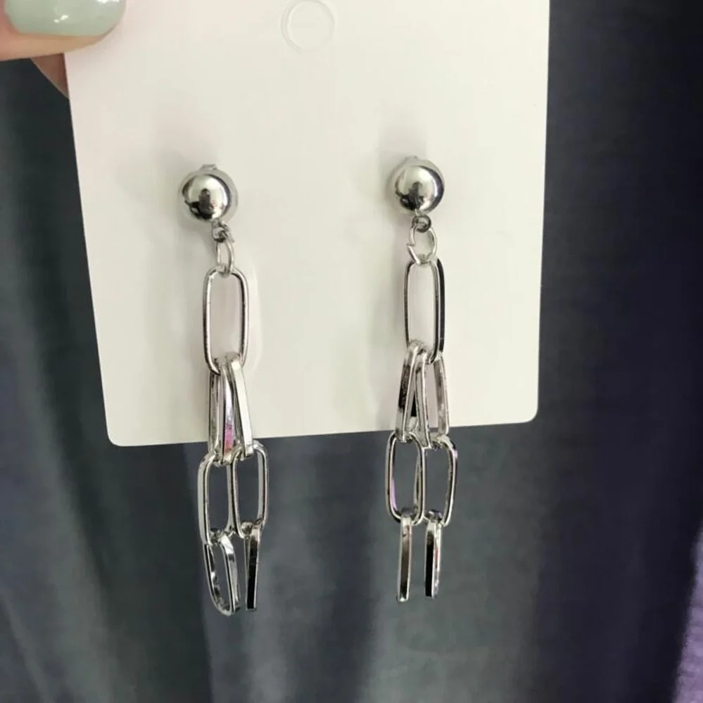 

Oval Metal Hollow Multi-Layer Chain Drop Earring New Punk Simple Link Long Brincos Cool Charm Vintage Handmade Jewelry Girl Gift