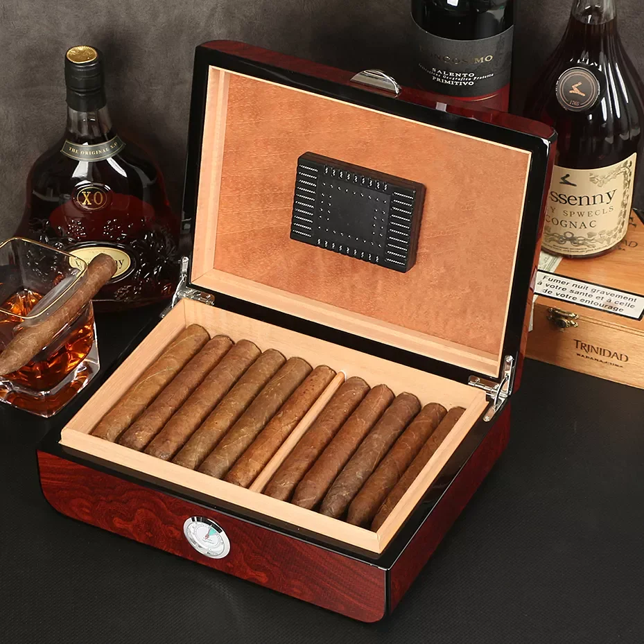 

Large Capacity Humidor Cedar Wood Lined Cigar Box Luxury With Humidifier Home Cigar Cabinet Portable Humidor Big