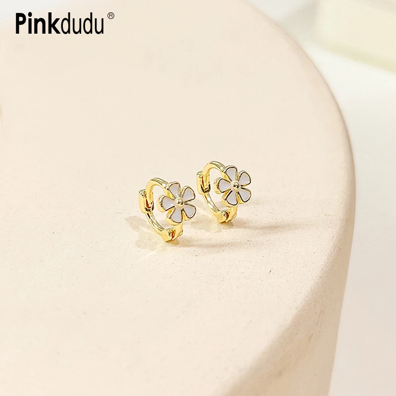 

Pinkdudu Fashion 2 Color Small Flower Hoop Earring Sweet Exquisite Plant Copper Stud Earrings for Women Jewelry Gifts PD1121