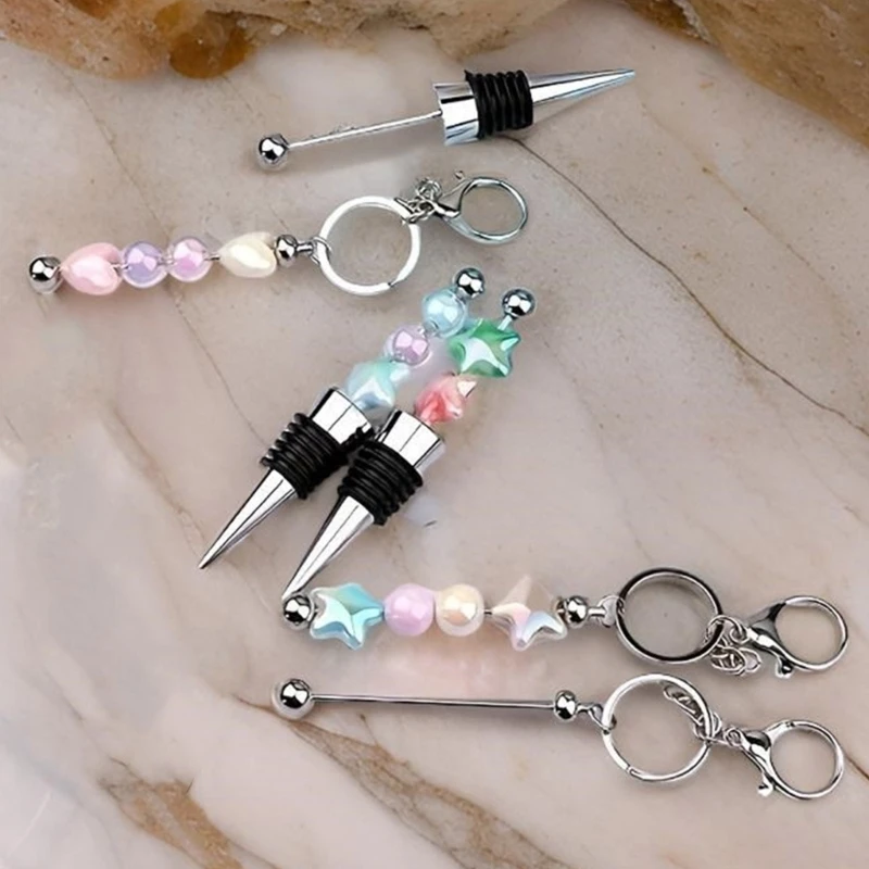 Набор из 32 удобных брелоков бисера с красочными карточками-заготовками для