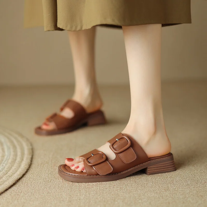High-grade French Retro Style Leather Soft Sole Belt Buckle Slippers Female Summer Wear Fashion 2023 New Flip-flops34-43  L1260
