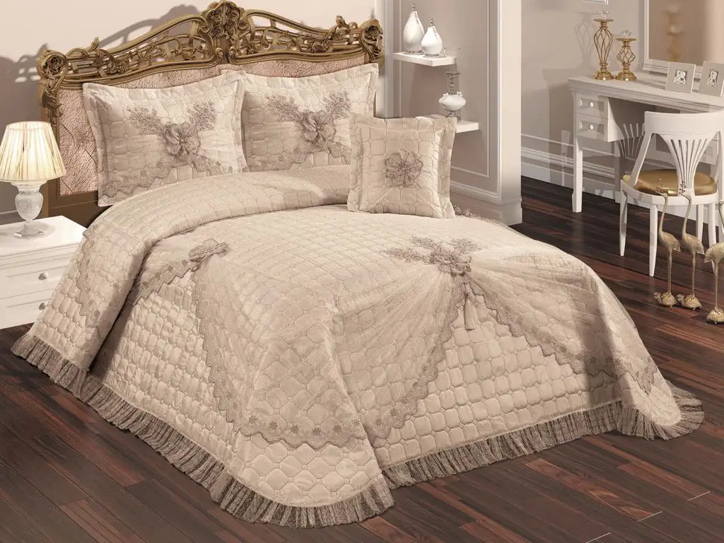 

Daisy Quilted Double Bed Cover Cappucino