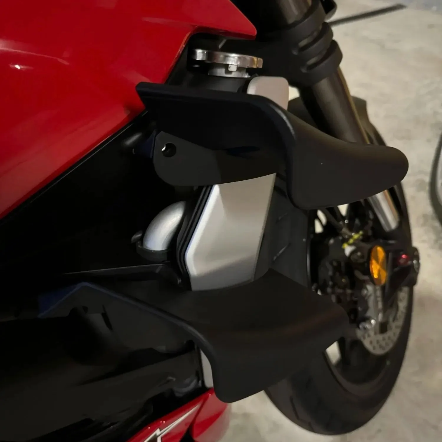 Комплект накладок-спойлеров (винглетов) для мотоциклов DUCATI Streetfighter V4 V4S V2 2020 2021 2022 2023 2024 (art.: 3920da1f92bf2) - 3920da1f92bf2