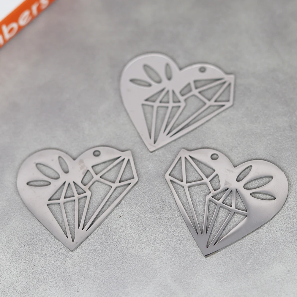 

3pcs/Lot Stainless Steel Heart Crystal Pendant Sun Accessories For Fashion Jewelry Making DIY Handmade Craft