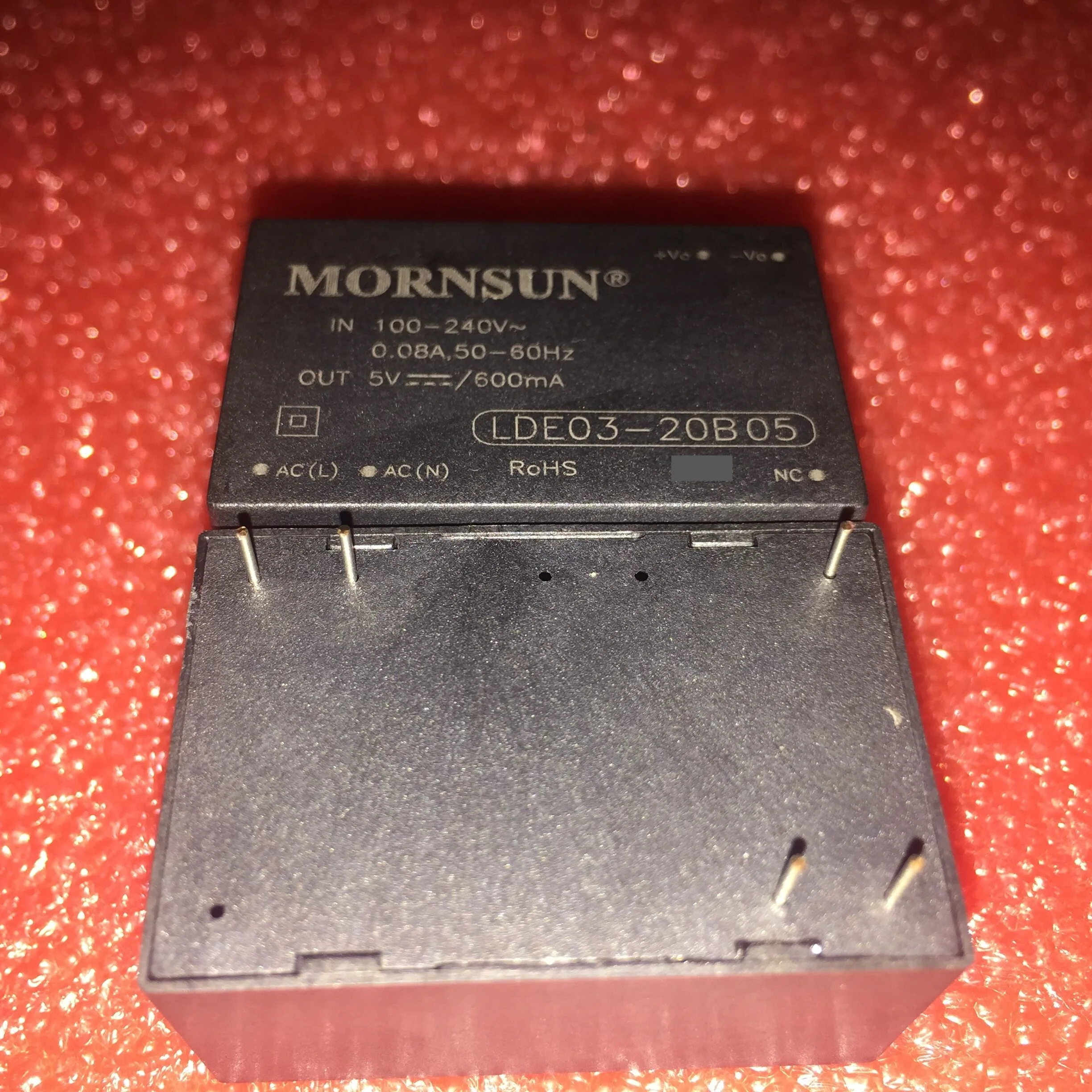 

LDE03-20B05 Jinshengyang AC-DC модуль мощности от 220 В до 5 В 3 Вт