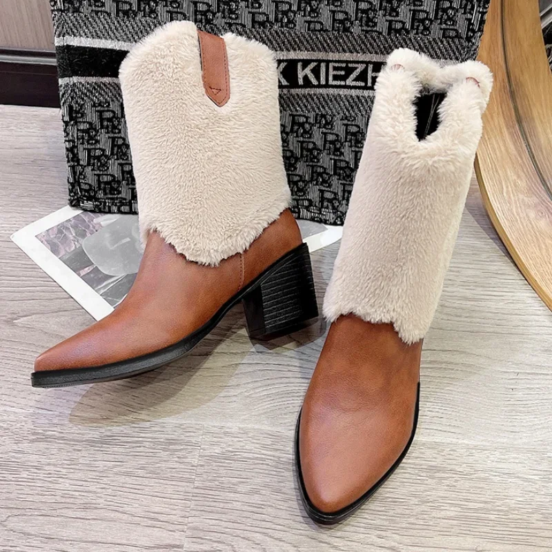 Женские ботильоны на меху с острым носком короткие плюшевые теплые ботинки челси