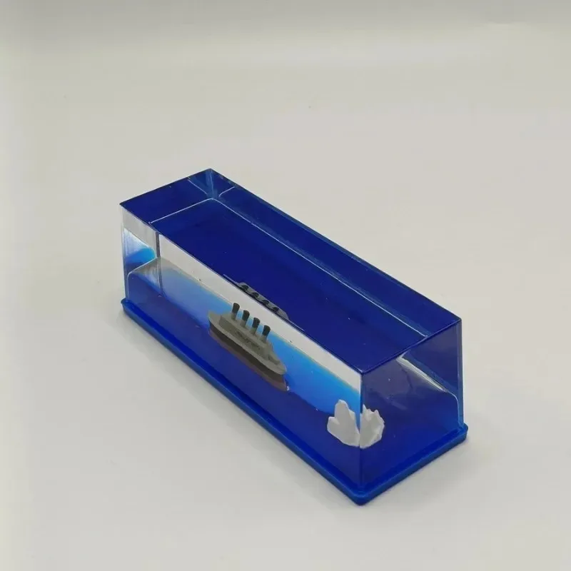 Бутылка для круизного лайнера Титаник Черная жемчужина