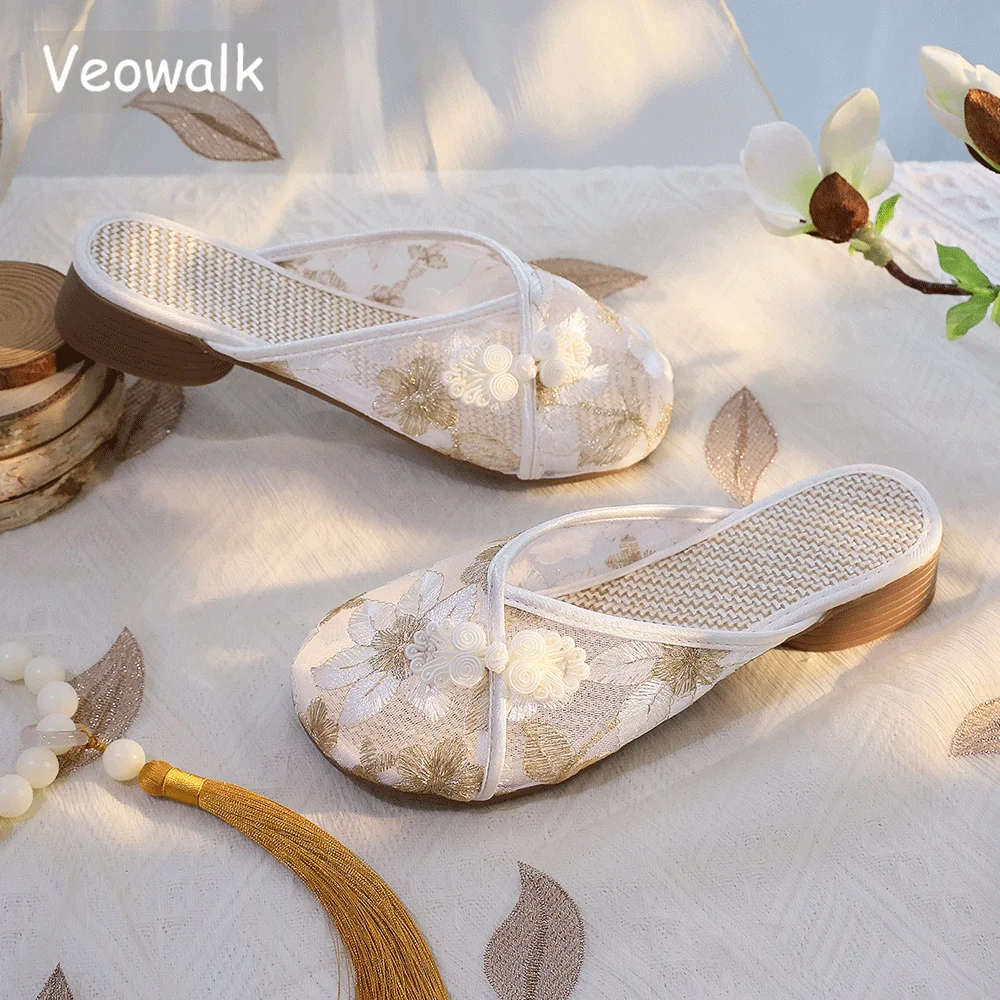 Женские сетчатые шлепанцы Veowalk летние на плоской подошве с вышивкой дышащая