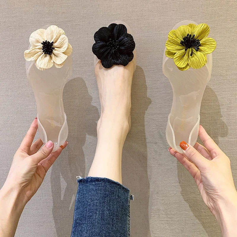 

2022 Women Sandals Fashion Flat Flower Female Pleated Shoes Ladies Solid Open Toe Sweet Beach Outdoors Slip On Footwear New 2022