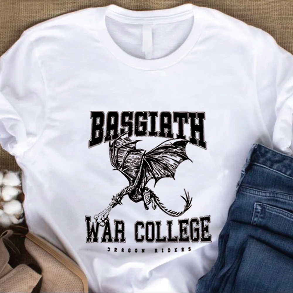 

Футболка Basgiath с надписью «War College»