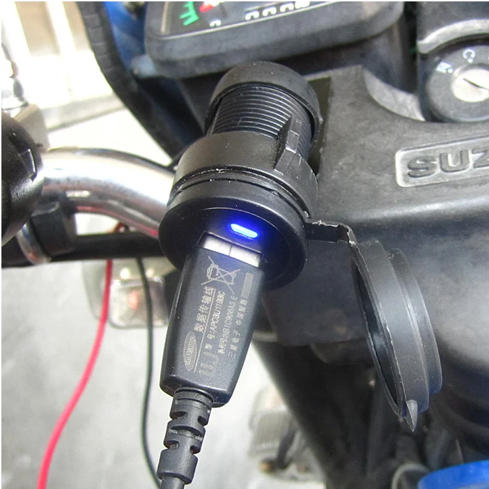 

Motorcycle Handlebar Cigarette Lighter Socket 12V Waterproof Plug Power Outlet Adapter Cellphone USB Charger Power Adapter