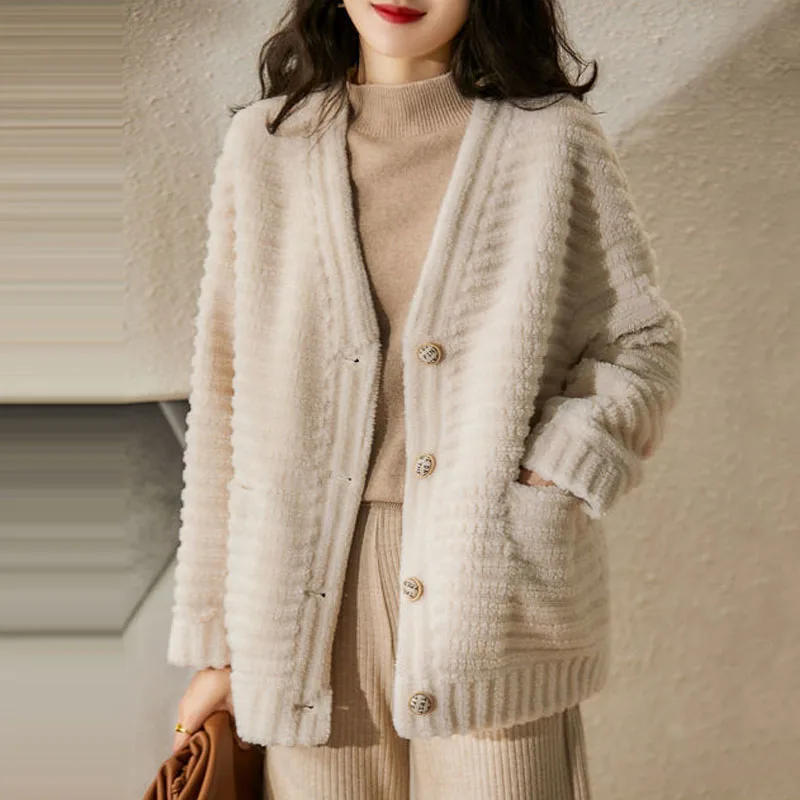 Parkas Women's Outdoors Short Coats 2022 Winter New Fashion Faux Fur Cashmere Stripe Splicing V-Neck Casual Warm Jackets Woman