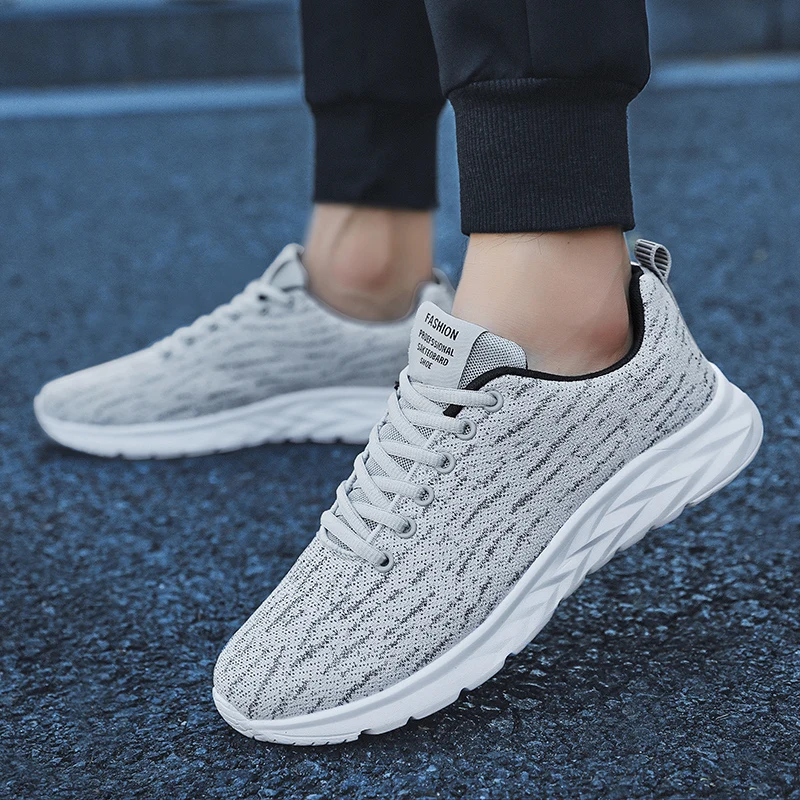 New Classic Black Sneakers Men Running Shoes Breathable Walking Shoes Men Sneakers Comfortable Jogging Sport Shoes Male Sneakers