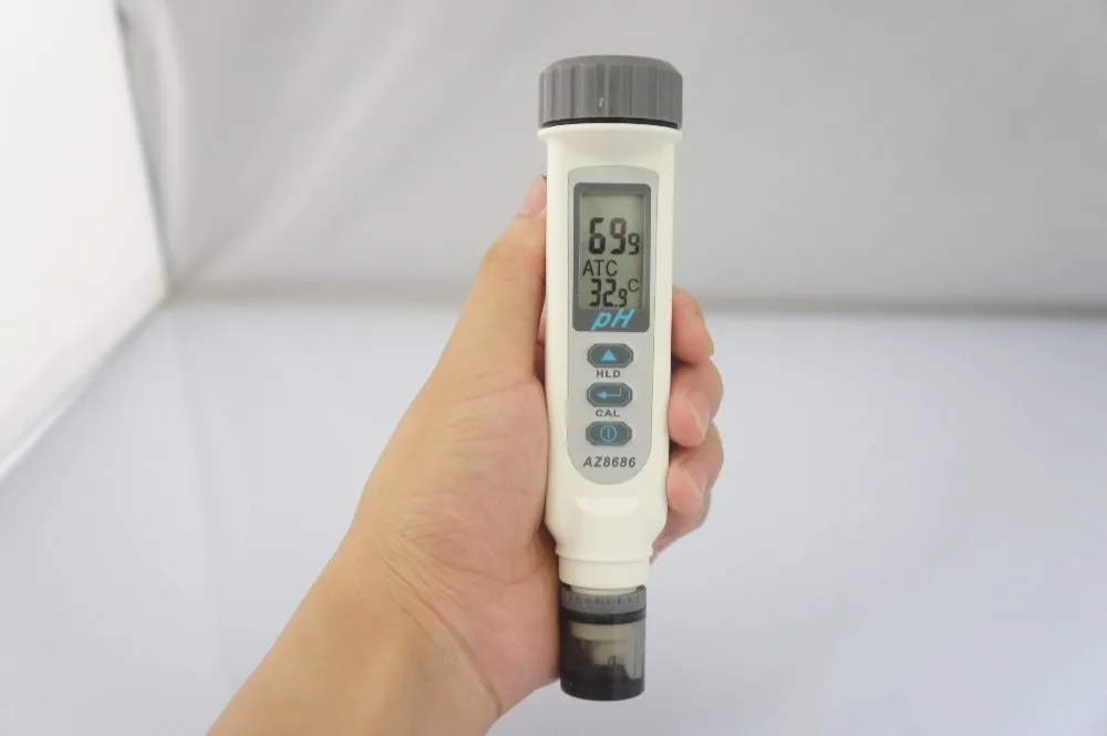 

AZ-8686 Digital Waterproof High Precision Portable Pen Type pH Meter Water Quality 0~14 Acid and Alkali Tester AZ8686