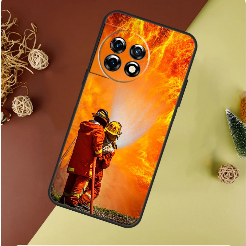 Чехол Fire Fighting Hero для OnePlus Nord 4 CE 3 2 Lite N20 N30 9 10 Pro 8T 9RT 10T 10R 13R 12R 11 12 13 (art.: 3920ccb1b4c0b) - 3920ccb1b4c0b