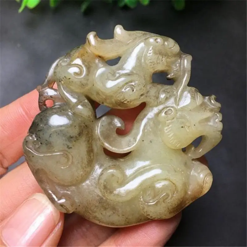 

Статуя лошадь из натурального нефрита