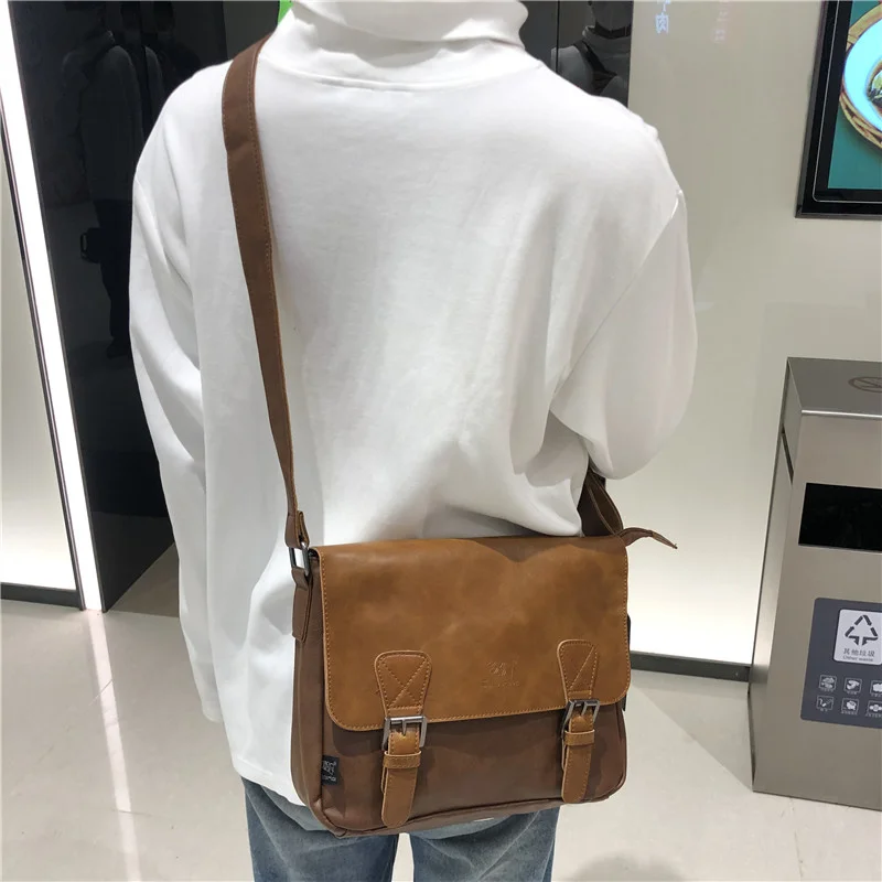 

2022 New Japanese and Korean Men's Crossbody Backpack Fashion Locomotive Men's and Women's Shoulder Bag Men's Postman Bag