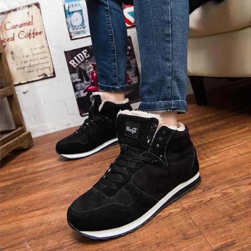 

Женские кроссовки с высоким вырезом, спортивная обувь для женщин 2022, кроссовки для бега, женская спортивная обувь, красивая Вулканизированн...