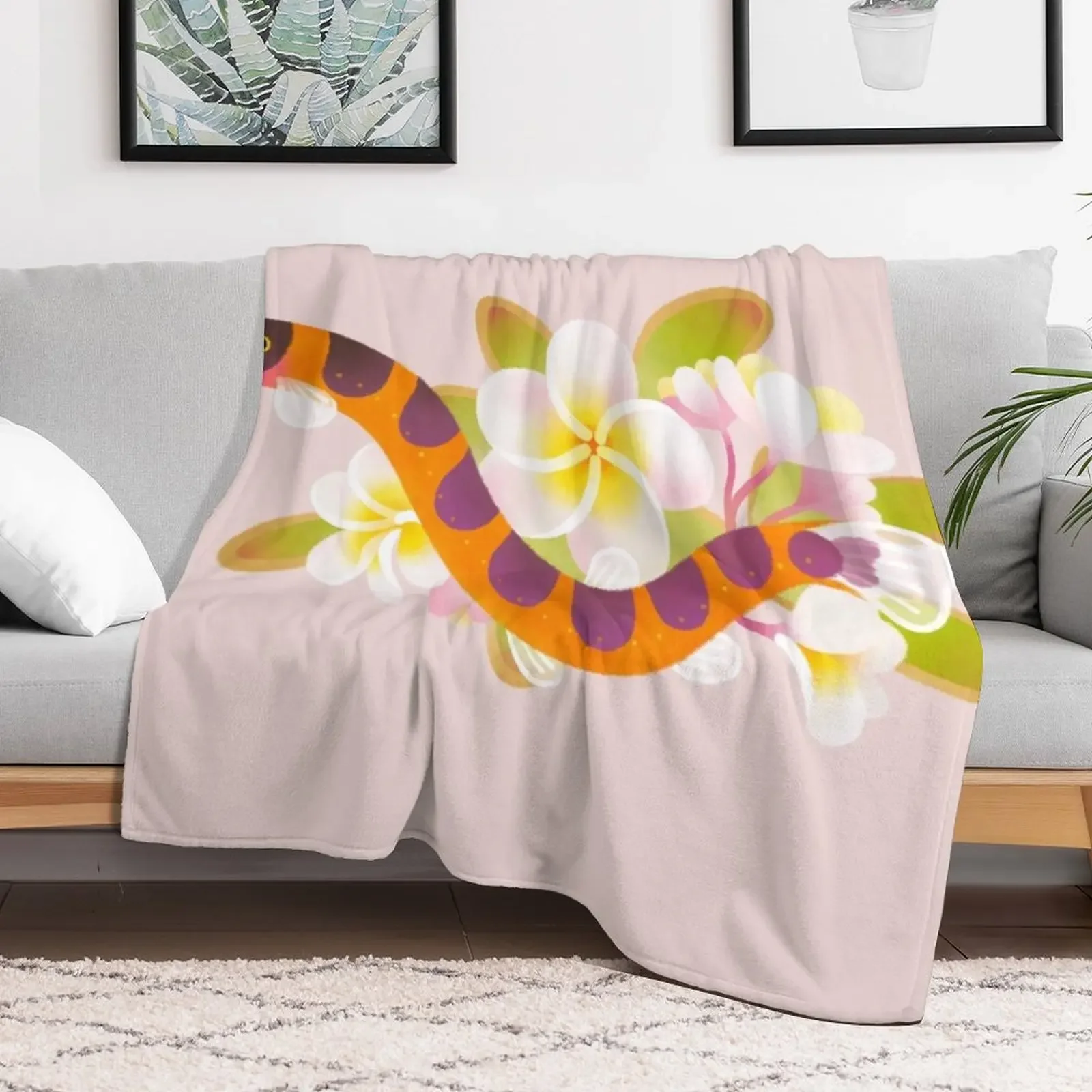 Пушистое одеяло Kuhli Loach and Plumeria