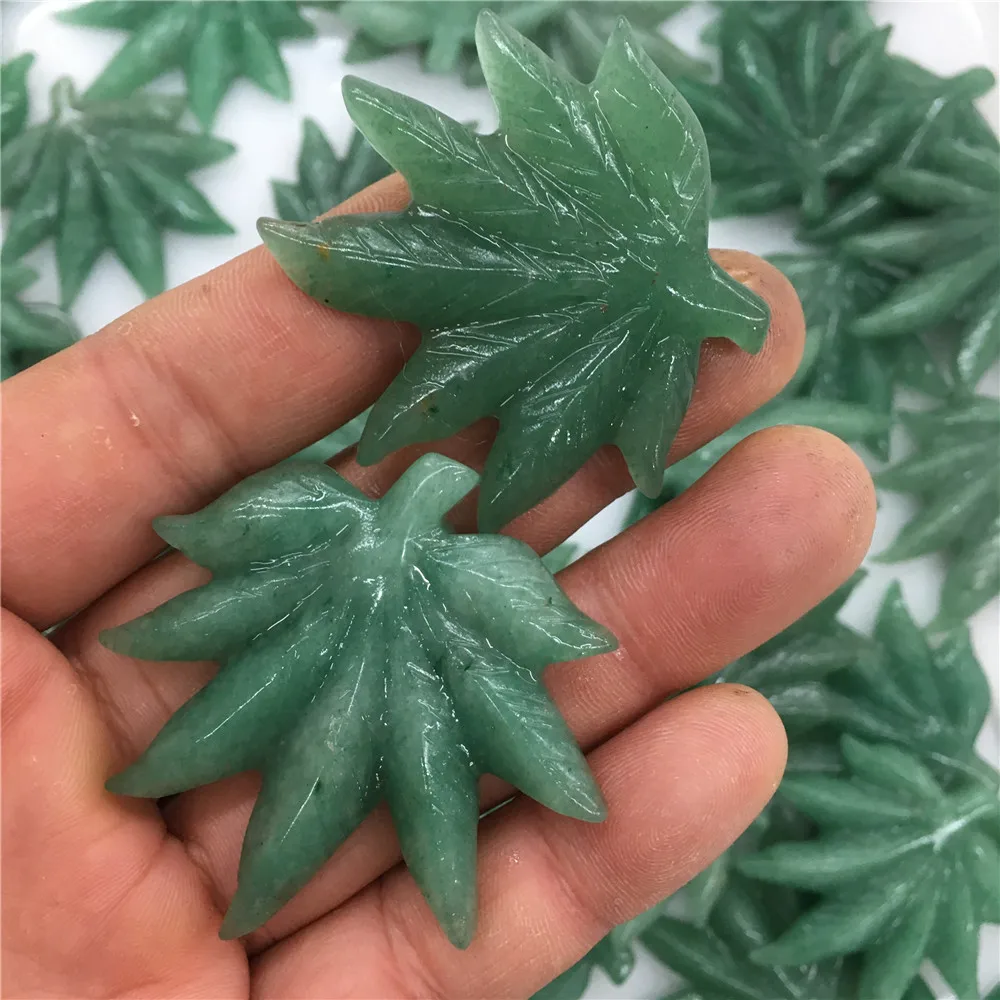 

1PCS Aventurine Maple Leaf Natural Stone And Crystal Healing Spiritual Wicca Quartz Reiki Ornaments Home Decoration Room Pendant
