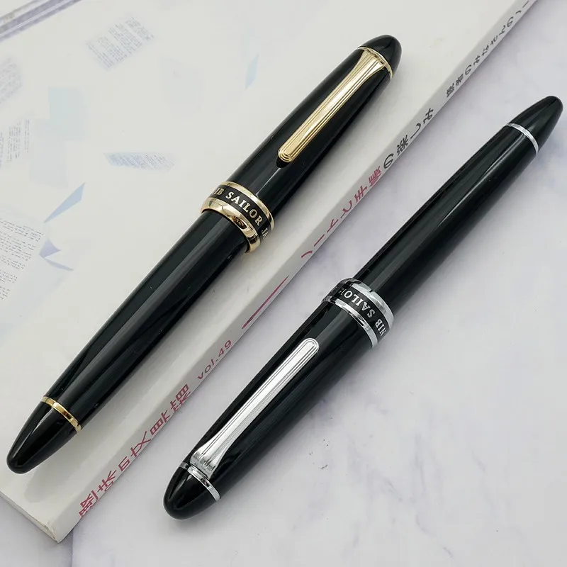 Рисунок 6 - Перьевая ручка NAGINATA