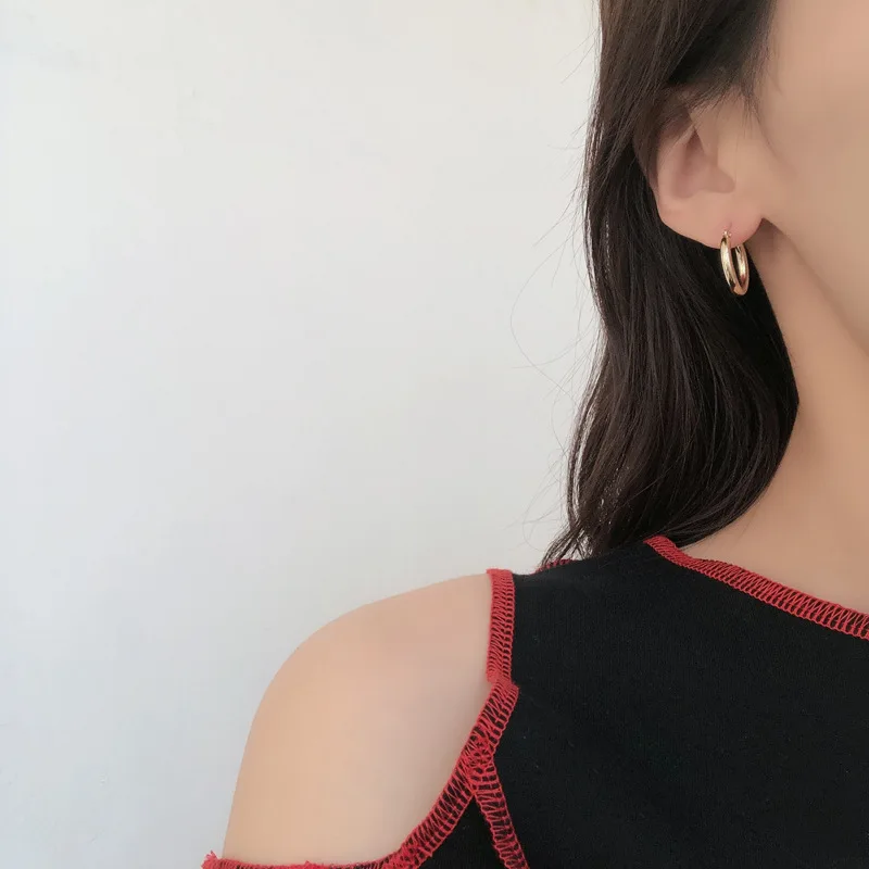 Серьги из нержавеющей стали Невероятные приключения Джоджо Ушные Кольца