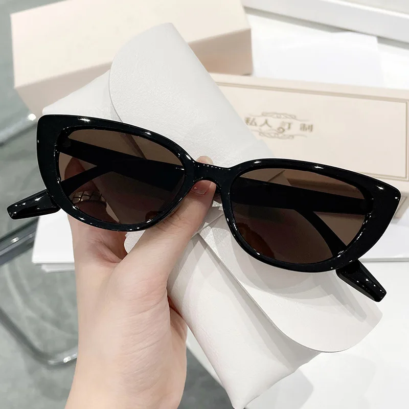 

New Vintage Women Sunglasses Fashion Lady Cat Eye Sun Glasses Brand Designer Eyewear Luxury Women Outdoor Sunscreen Glasses