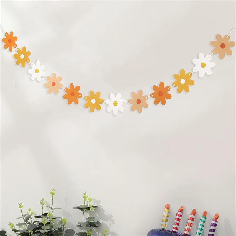 

White Daisy Bunting Eye-catching Daisy Banner Bunting Unique Rich And Colorful Colorful Flag Banner Decorate Trend Festive Need