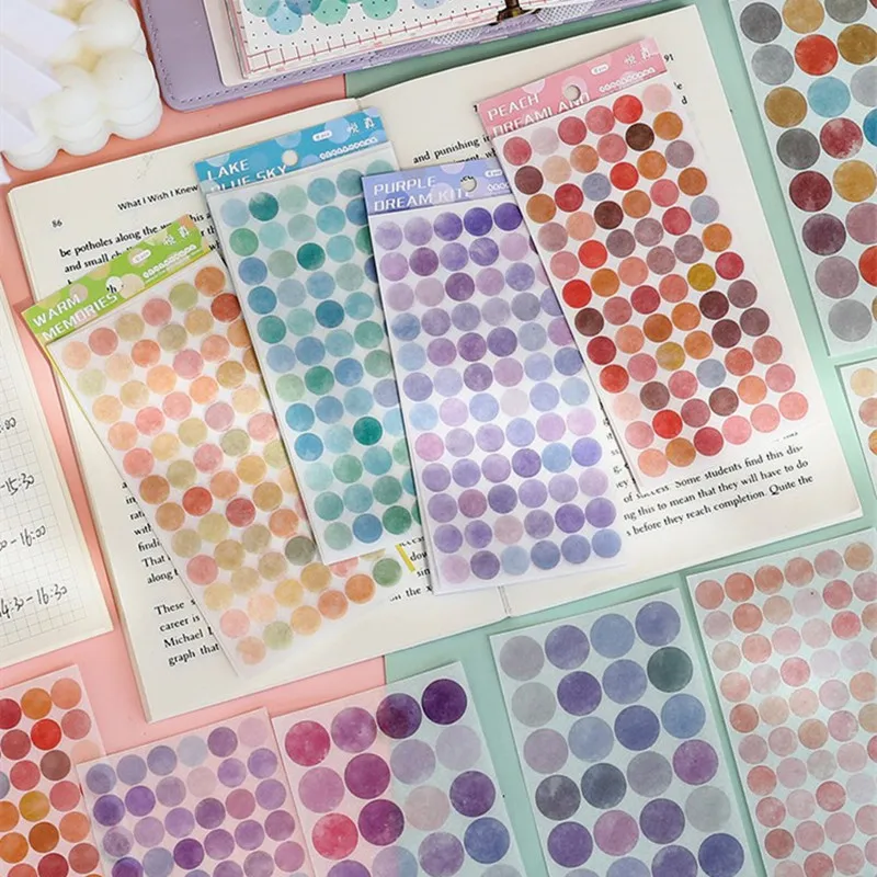 

6 листов, круглые наклейки в горошек