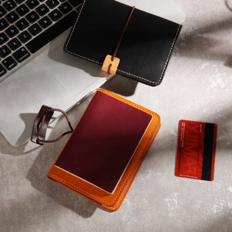 100% Genuine Leather Free Custom Name Passport Holder Vintage Vegetable Tanned Cowhide Wallets Multifunctional ID Card Holder